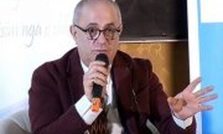 Protestat për vrasjen e Martin Canit, Artan Fuga: Lërini makabritetet me gjak nëpër mure, nuk mblidhni dot as 50 prindër