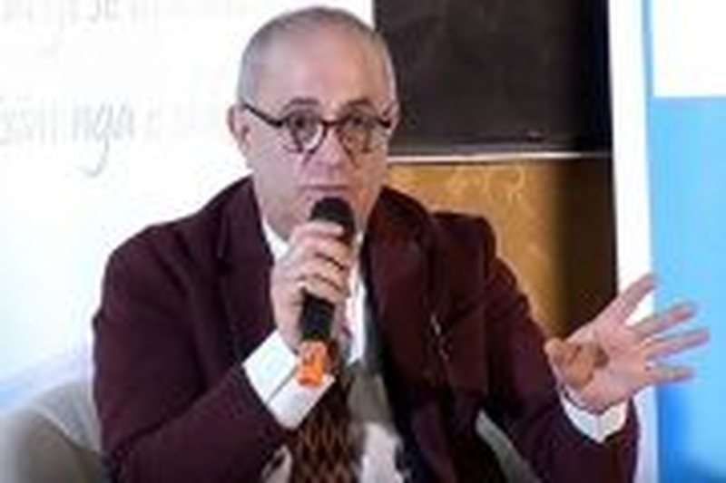 Protestat për vrasjen e Martin Canit, Artan Fuga: Lërini makabritetet me gjak nëpër mure, nuk mblidhni dot as 50 prindër