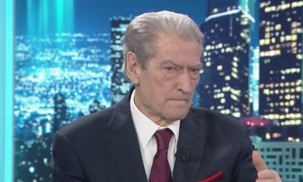 Avokati paralajmëron padi të re ndaj Berishës: Falsifikoi datën e lindjes