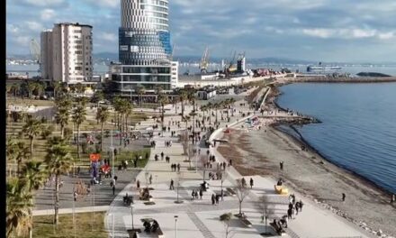 Rama ndan pamje nga shëtitorja “Taulantia” në Durrës