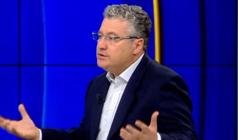 Argita Malltezi në SPAK, Minxhozi: Gjuha e saj, politike! Berisha nuk lë rast pa u marrë me gjyqtaren, tani merret edhe vajza e tij