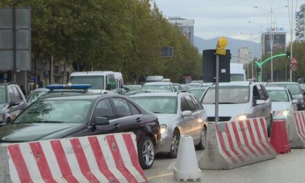 Hyn në fuqi “bonus-malus”, ndëshkim dhe shpërblim, si dhe sa do të paguajnë shoferët