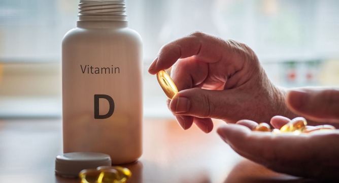 Sinjalet që trupi ju çon për të treguar se keni mungesë të vitaminës D