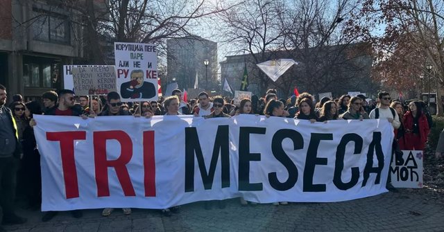 Studentët serbë nisin bllokimin e tri urave në Novi Sad