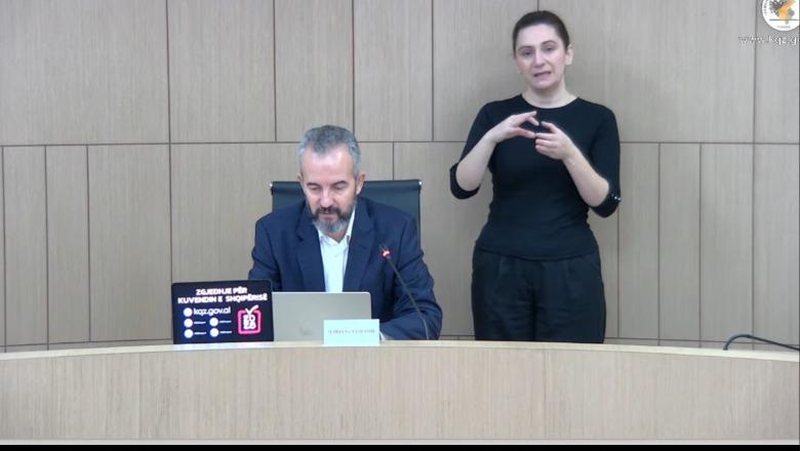 Zgjedhjet e 11 majit/ Kreu i KQZ cakton afatet për regjistrimin e partive, koalicioneve dhe listave shumëemërore