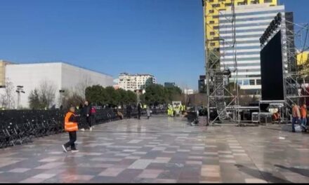 Arrestimi i Veliajt, Rama do mbledhë sot në sheshin ‘Skënderbej’ 6 mijë punonjësit e bashkisë