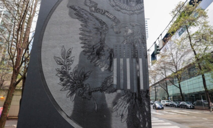 Gjykatësi i tretë federal bllokon urdhrin e presidentit Trump për të drejtën e shtetësisë në lindje