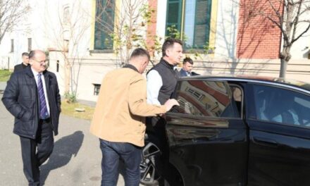 Veliaj mbërrin në Apelin e GJKKO, nis seanca për kryebashkiakun