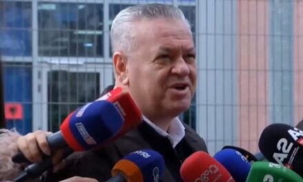 VIDEO/ “SPAK ka kryer punë me Myslimin”, Murrizi del nga Prokuroria e Posaçme: Do e merrni vesh shumë shpejt…