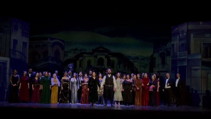 “Karnavalet” rikthehen në Teatrin e Operas dhe Baletit! Opereta e kompozitorit Avni Mula na kthen pas në Korçën e viteve ’30
