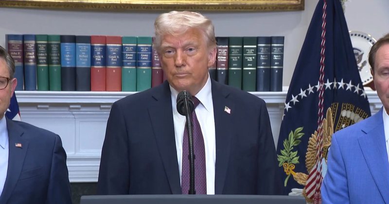 Skandali i Jemenit, Trump: E di si ndodhi, por Waltz nuk do të largohet nga puna