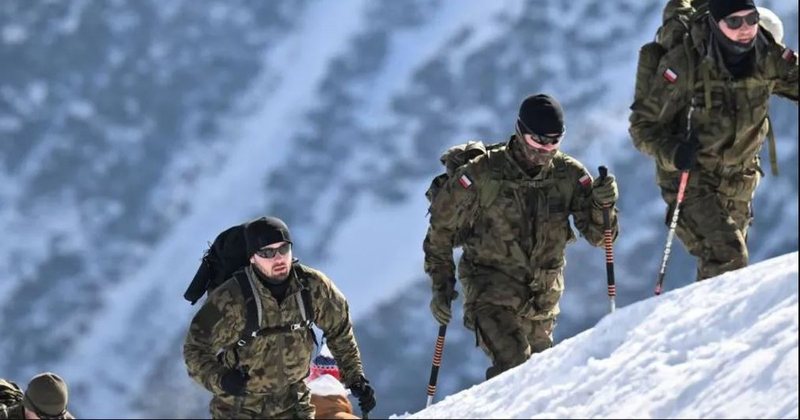 Frika nga Rusia, Polonia përgatitet