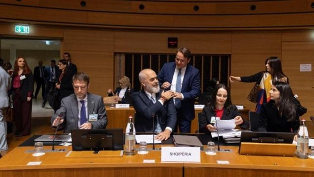 Integrimi në BE: Më 14 prill Shqipëria mban konferencën e katërt ndërqeveritare, hapen 2 grupkapituj