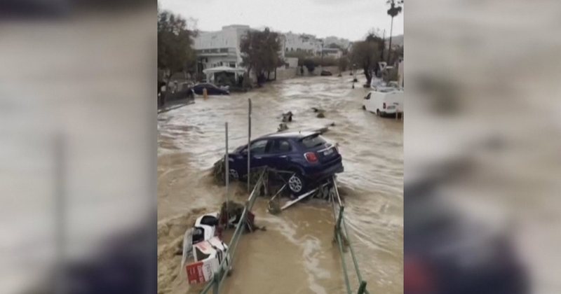 Greqia përfshihet nga moti i keq, banorëve të zonës u kërkohet të kufizojnë lëvizjet