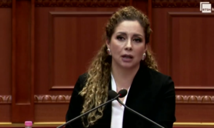 SPAK nis hetimet ndaj ish-ministres së Mbrojtjes dhe bashkëshorit të saj për tjetërsimin e pronave në Himarë