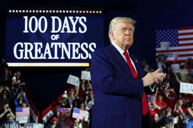 100 ditët në detyrë, Trump lavdëron arritjet e tij dhe sulmon kundërshtarët