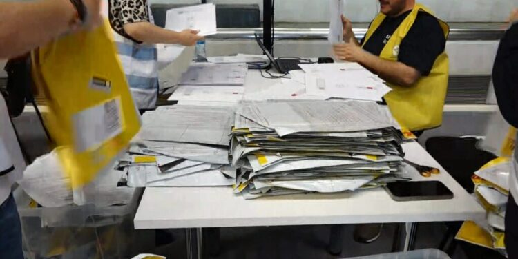 Vota e diasporës, KQZ mbyll procesin e dërgimit të zarfeve