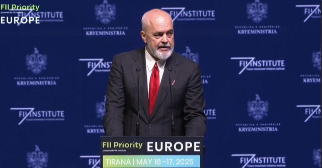 “Mikpritja në Shqipëri, feja që na bashkon”, Rama: Samiti, me miq të mirë. Nuk ndalëm dot ‘retë’ e politikës britanike