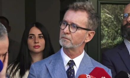 Kontrata e lobimit 6 mln dollarë nga PD, ambasadori i BE-së: Pres autoritetet…