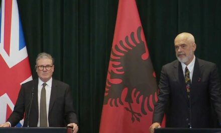 Rama: Miti se shqiptarët janë problem për anglezët është gënjeshtër! Jemi krenar për punën në frenimin e emigracionit të paligjshëm