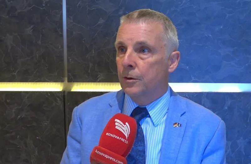 Ngërçi politik në Kosovë – Ambasadori gjerman: Politikanët duhet të vendosin shtetin të parin, pastaj partinë