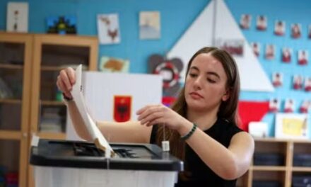 Le Monde shkrim për zgjedhjet: Vendimtare për të ardhmen e Shqipërisë