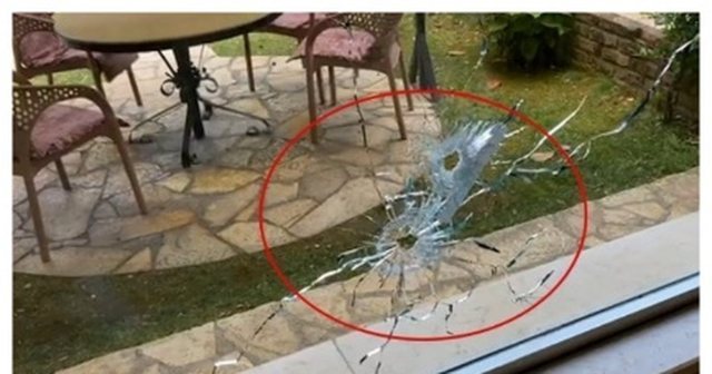 Mesazh?! Plumba kudo: Mund të kishte pasur tragjedi, edhe djali i pronarit i shpëtoi predhave, po flinte nga krahu i hotelit që u sulmua