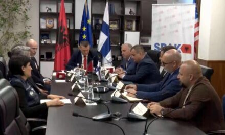 Operacion i përbashkët me SPAK, komisari finlandez: Janë sekuestruar rreth 300 kg lëndë narkotike, drejtuesit kryesorë të grupit shtetas shqiptarë