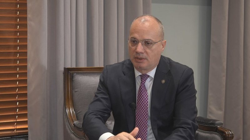 Sulmet me raketa nga Irani, ministri Hasani: Po nxjerrim shqiptarë nga Izraeli! Të kufizohen udhëtimet