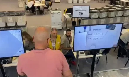 Rinumërimi i 13 kutive të para të votimit në Tiranë, ja votat e shtuara dhe të hequra për partitë