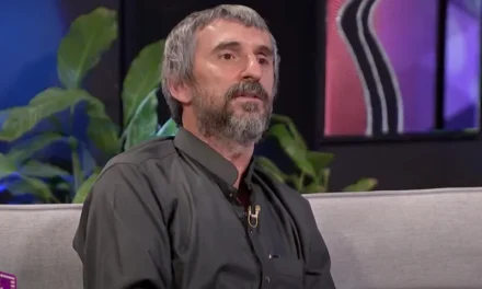 “Ma mirë thuj jam serb, se kosovar” – Aktori i njohur ndez debatin: S’ka kosovarë, ka vetëm shqiptarë