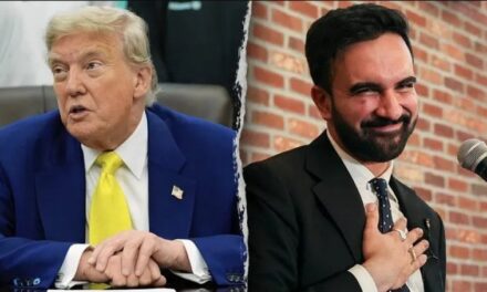 Kandidati i majtë që ka trazuar Amerikën, Donald Trump: Një budalla komunist…