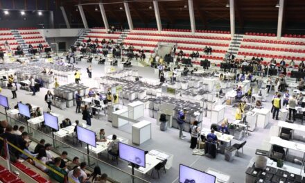 Dy partitë e mëdha vijojnë të humbin vota/ Rinumërimi për qarkun e Tiranës, Dogjani “përplaset” me Rusmajlin