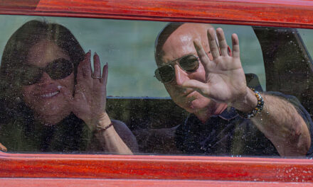 Bezos dhe Sanchez në Venecia për një festë maratone dasme