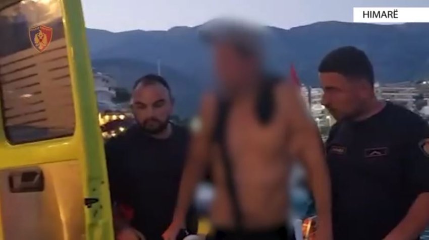 Mbeti i bllokuar në plazhin e Akuariumit, Policia Himarë shpëton turistin amerikan