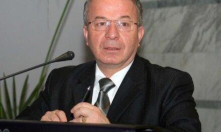 Ish-rektori i Universitetit të Tiranës, Dhori Kule paraqitet në SPAK