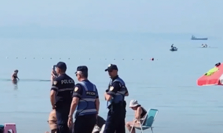 Siguria e pushuesve, task forca e posaçme zbarkon në plazhet e Durrësit