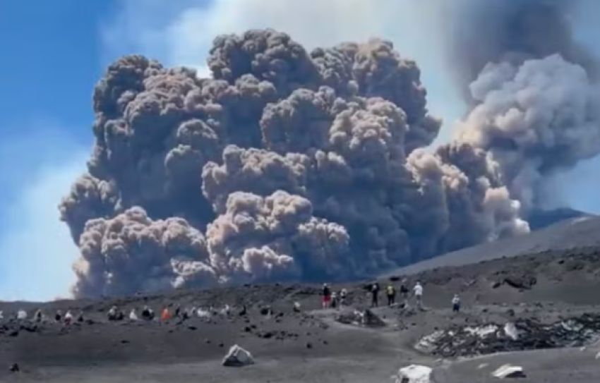 Shpërthen vullkani Etna