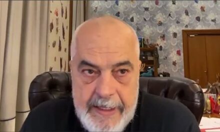 “Basha nuk ka marrë asnjë lekë për pallatin e prishur”. Si Rama hodhi poshtë legjendën e berishistëve