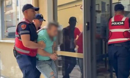 Akuzohet se abuzoi me të bijën, del në gjykatë 36-vjeçari: Ka ndodhur vetëm një herë në makinë