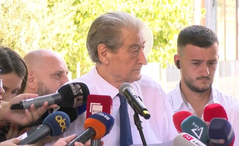 Berisha sulmon Altin Dumanin pas daljes nga SPAK: Peng i verbër i Ramës dhe Manjës