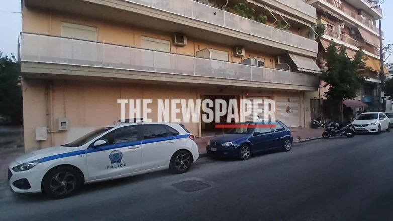 Greqi/ Tmerr në Volos: Ai jetoi për dhjetë ditë me babanë e tij të vdekur