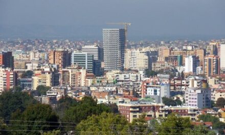 Dhoma Amerikane kërkon rishikimin e sigurimit të detyrueshëm të pronës: Godet shtresat në nevojë