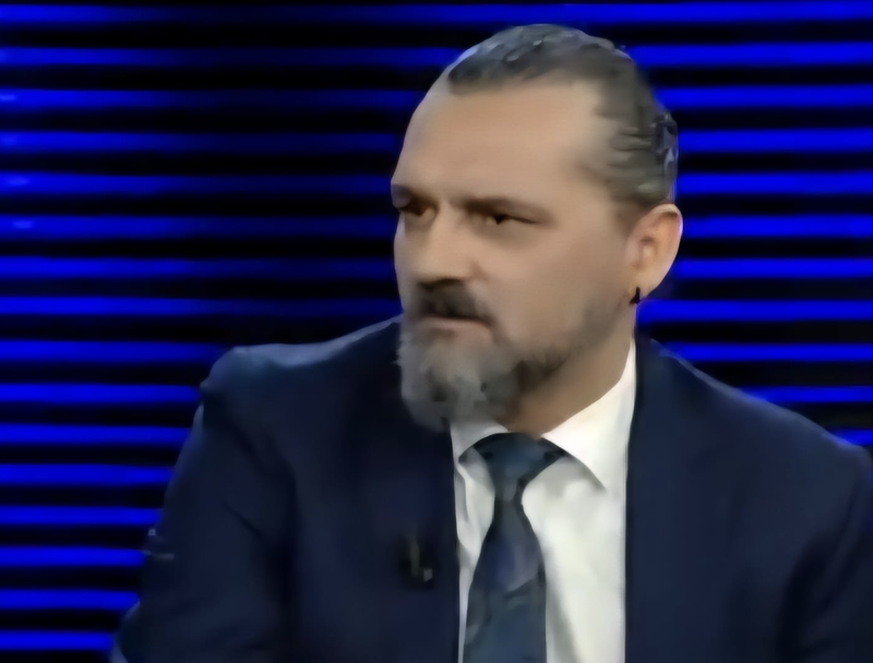 Fëmijët tanë nuk lindin me thikë në dorë