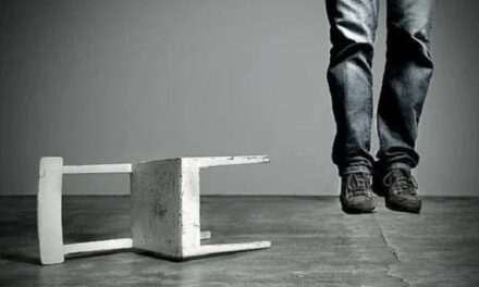 U gjet i vetëvarur në shtëpinë e të afërmve, 15-vjeçari nga Tirana kishte postuar në Tik -Tok përmbajtje satanike dhe dhune ekstreme