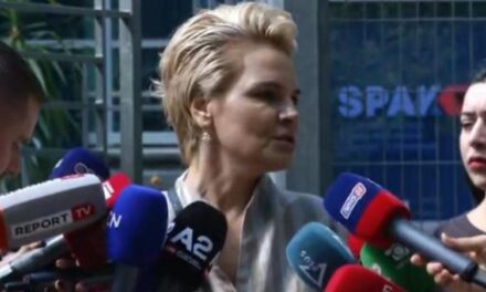 Monika Kryemadhi akuzon SPAK se ka kërcënuar dëshmitarët: Do të ballafaqohemi…