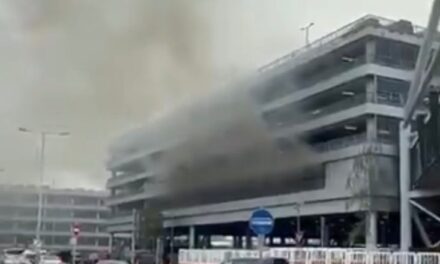 Zjarr i madh në Heathrow të Londrës