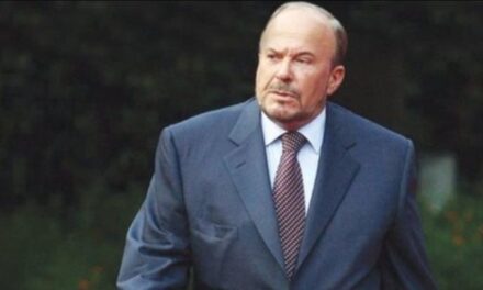 Homazhet për Fatos Nanon, detajet e ceremonisë funebre në nder të ish-kryeministrit