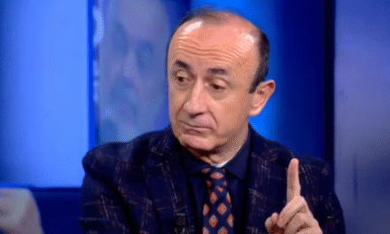 Dash Sula: Nuk mund të pres duke qarë pas derës së Berishës. Unë e kam pas idhull, por sot e mëshiroj…