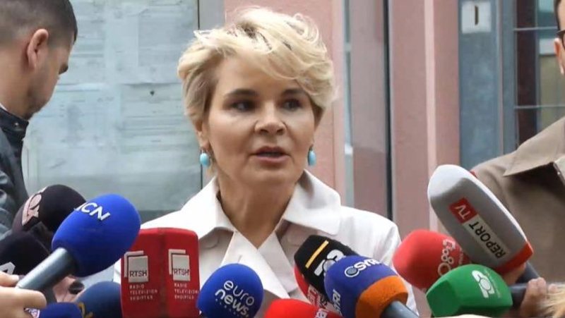 Provat e reja në SPAK? Kryemadhi sulmon Dumanin: Bëhet për të mbajtur Metën në burg, mua dhe familjen time nën presion